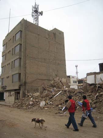 August 2007, Pisco, Peru earthquake, a six-storey confined masonry building remained undamaged